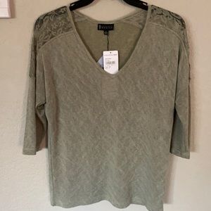 Women’s Bobeau Advocao Top Small